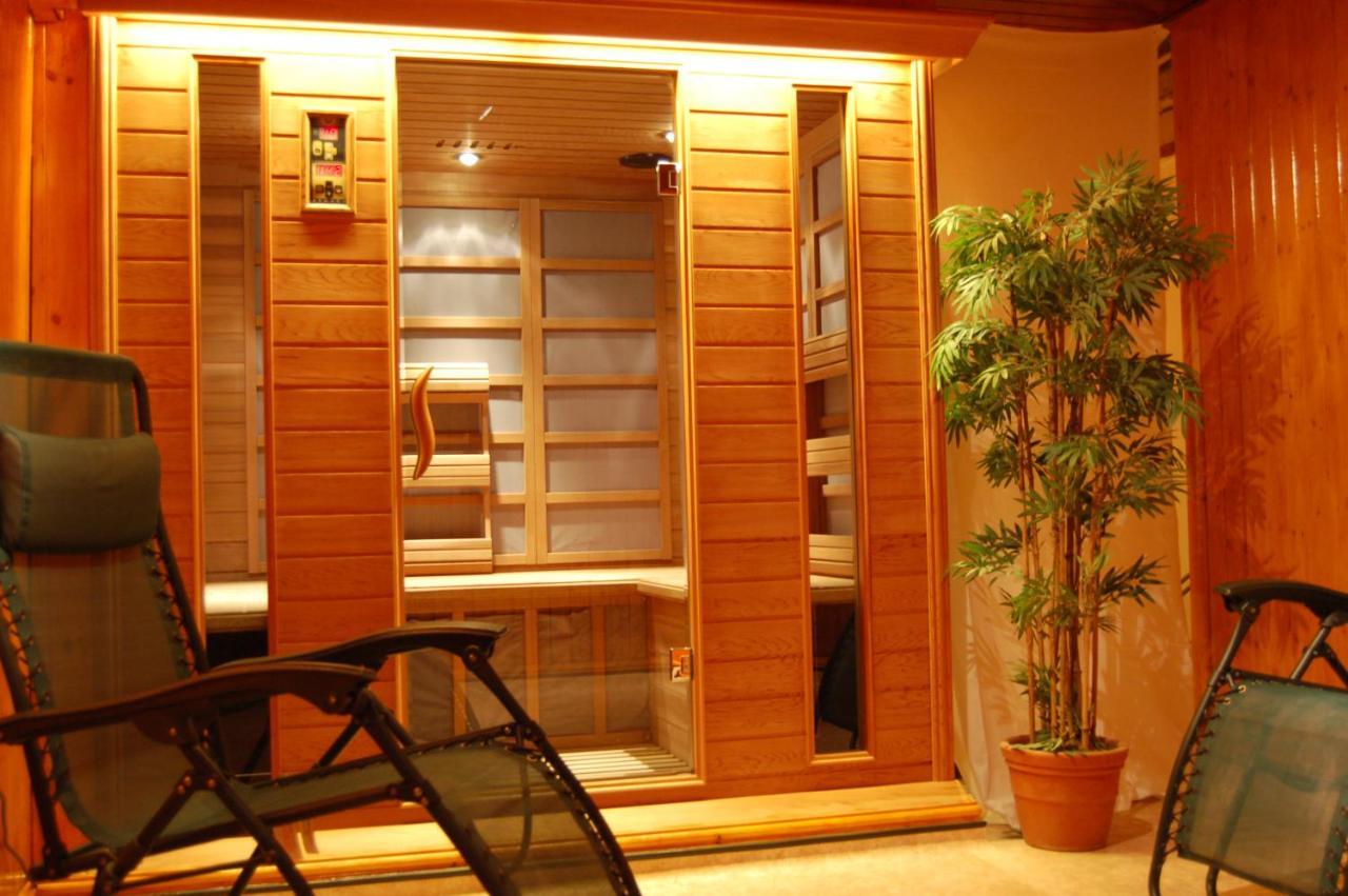 إاكسماوث The Devoncourt Resort المظهر الخارجي الصورة