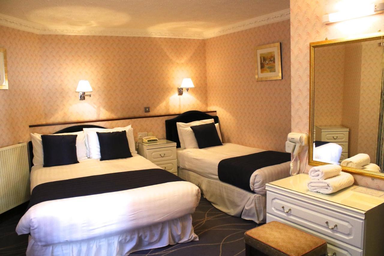 إاكسماوث The Devoncourt Resort المظهر الخارجي الصورة